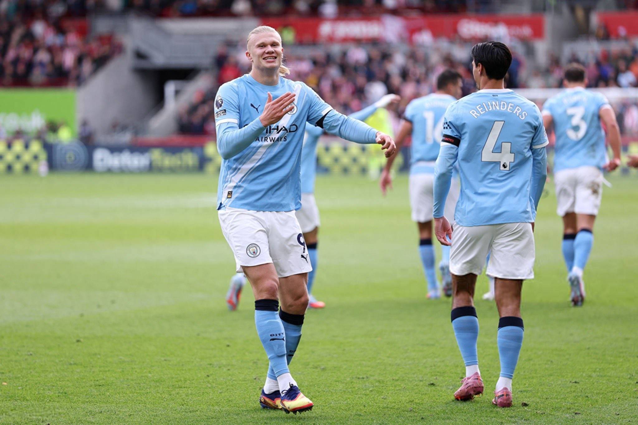 米体：邓弗里斯预计12月中旬回归；姆希塔良、达米安接近复出（米体：邓弗里斯料12月中旬归队；姆希塔良、达米安复出在即）