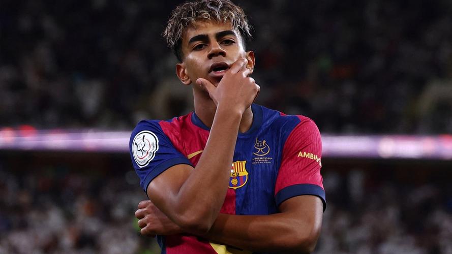 莱万：感谢球迷们的热烈支持，愿为波兰献出生命（莱万：感谢球迷的热情支持，我愿为波兰奉献一切）