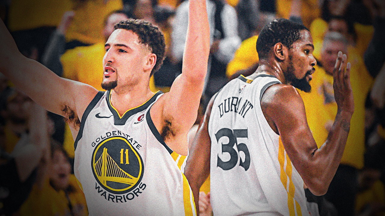 曼联2弃将左右意甲冠军，4500万前锋梅开二度，那不勒斯5连胜登顶（前曼联双将搅动意甲争冠，4500万锋霸梅开二度，那不勒斯豪取五连胜登顶）