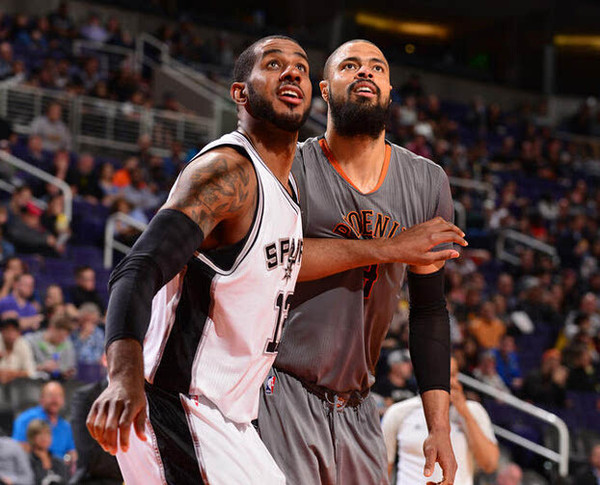 卡卢卢：在我们所处的环境里，无论输赢都没时间开心或是沮丧（卡卢卢：在这样的环境里，不论胜负，我们都来不及开心或沮丧）