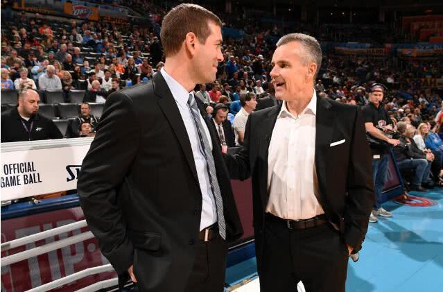 全民皆兵！公牛7人得分上双成功复仇黄蜂，终结7连败（多点开花！公牛7人上双复仇黄蜂，止住7连败）