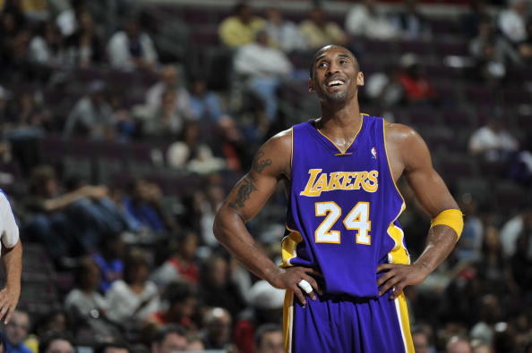 马卡：皇马密切关注科莫后卫拉蒙，英超多队也展开考察（据马卡报：皇马考察科莫后卫拉蒙，英超多队同样关注）