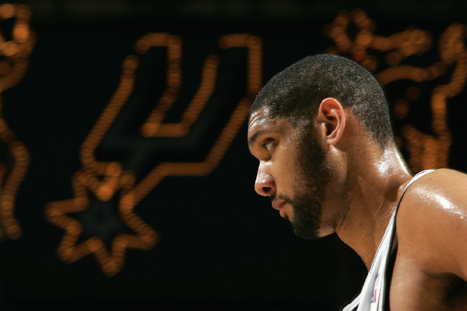 斯基拉：国米未来几周与巴斯托尼谈续约，新合同到2030年（斯基拉：国米近期将与巴斯托尼开启续约谈判，合同至2030年）