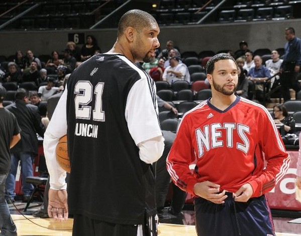 登国际舞台，泰州队“苏超”冠军奖杯亮相中国国际进口博览会（泰州队“苏超”冠军奖杯登上中国国际进口博览会舞台）