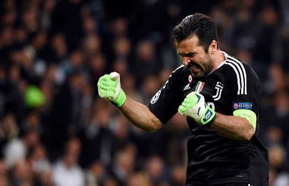 接近神不代表能超越神，科比距离乔丹的差距还是有质的差距（逼近不等于超越：科比与乔丹仍有质的鸿沟）